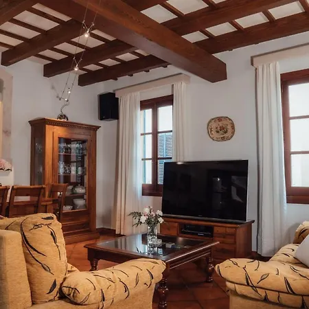 Casa Menurka-santa Clara *